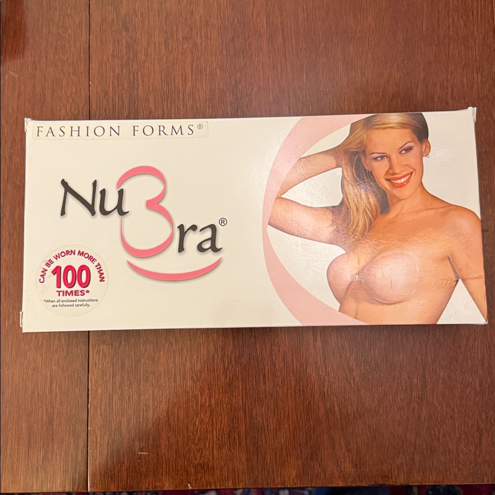 NuBra Fashion Forms Adhesive Bra